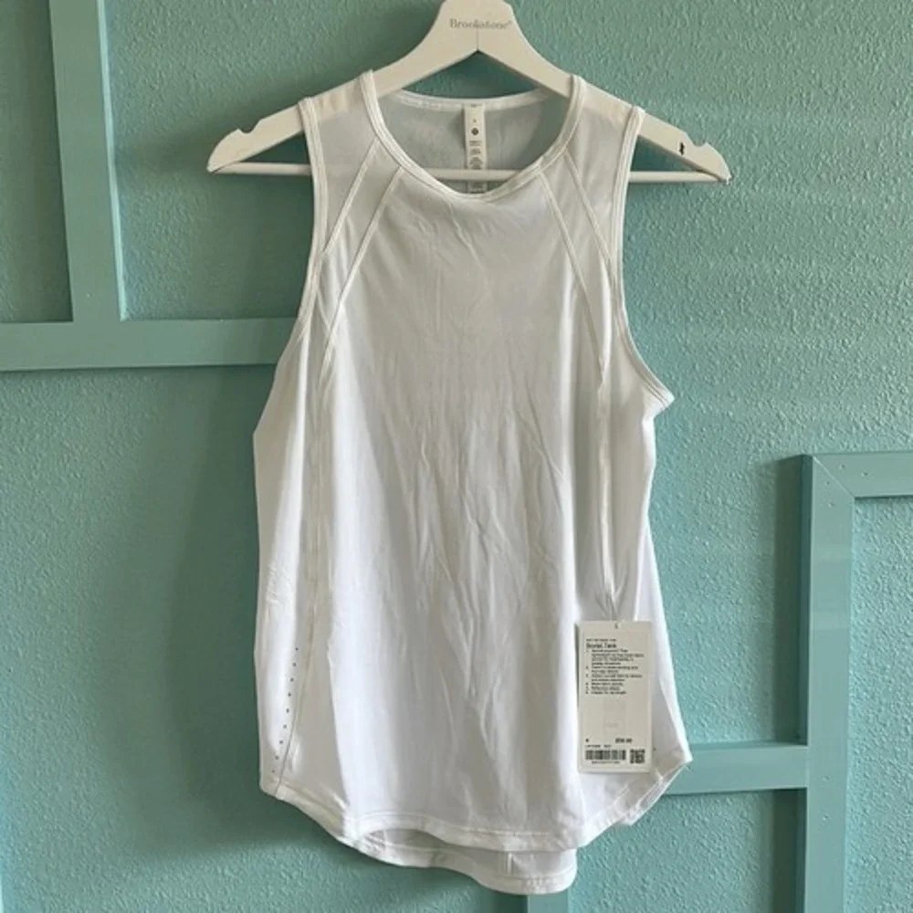 Lululemon Sculpt Tank Top‎ Back Vent White size 4 NWT